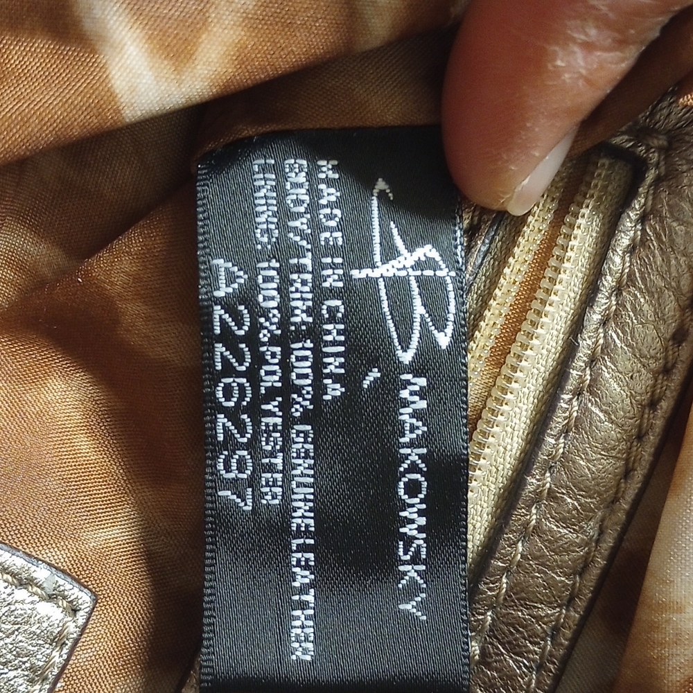 B Makowsky Gold Tone Leather Bag - Picture 16 of 17